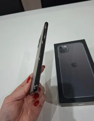 iPhone 11 Pro Max Grigio Siderale