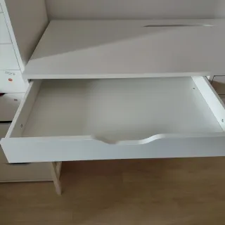 Mesa escritorio blanca