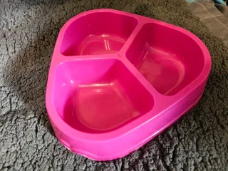 Comedero para mascotas rosa