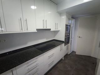 Piso en alquiler en La Salut en Barcelona