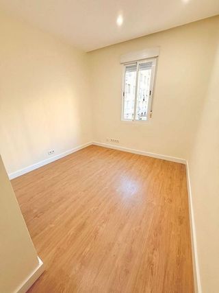 Piso en alquiler en Almagro en Madrid