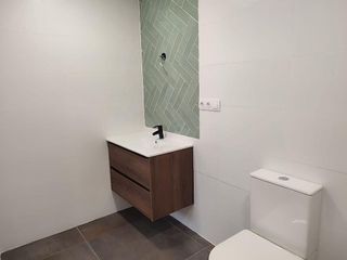 Local comercial en alquiler en Marxalenes en Valencia