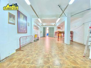 Local comercial en venta en Nueva Andalucía en Almería