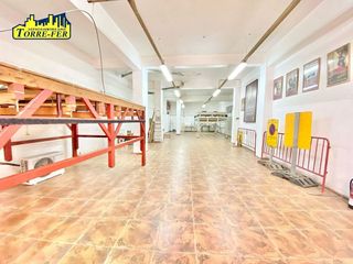 Local comercial en venta en Nueva Andalucía en Almería