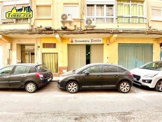 Local comercial en venta en Nueva Andalucía en Almería