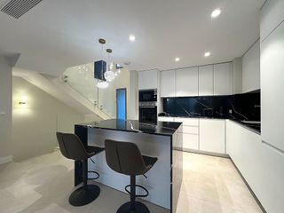 Casa pareada en alquiler en El Faro de Calaburra - Chaparral en Mijas