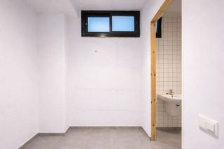 Local comercial en venta en Centre en Cornellà de Llobregat