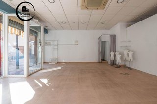 Local comercial en venta en Las Tres Cruces en Armilla