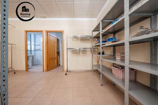 Local comercial en venta en Las Tres Cruces en Armilla