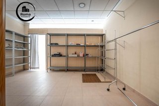Local comercial en venta en Las Tres Cruces en Armilla