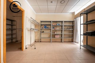 Local comercial en venta en Las Tres Cruces en Armilla