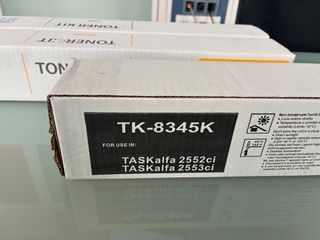 3 Tóner Kyocera TK-8345K Negro, azul y amarillo