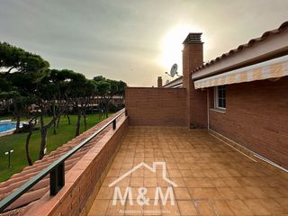 Casa adosada en alquiler en Gavà Mar en Gavà