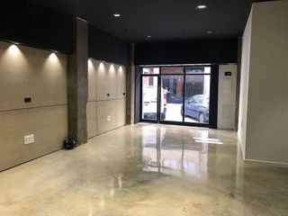 Local comercial en alquiler en Ensanche - Diputación en Alicante