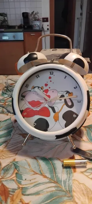 Sveglia a forma di mucca per San Valentino