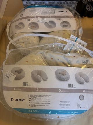 Cojín Maternal y Lactancia Jane con Funda