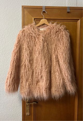 Abrigo pelo rosa H&M talla S