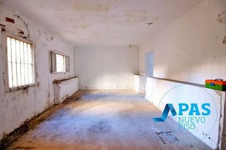 Local comercial en venta en Centro - Ayuntamiento en Santander