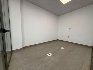 Local comercial en alquiler en El Faro de Calaburra - Chaparral en Mijas