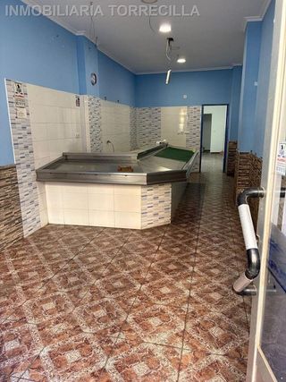 Local comercial en alquiler en Hospital en Valladolid