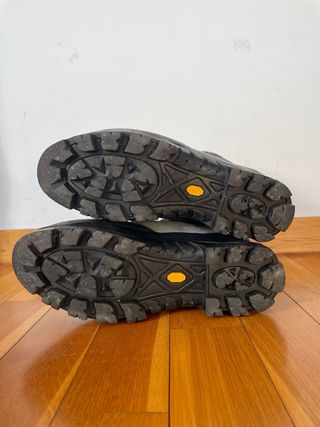 Botas Montaña Asolo 41 1/3 Goretex y Vibram