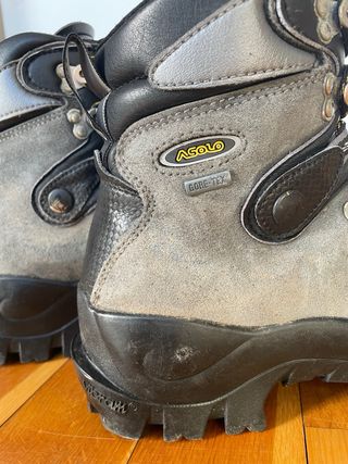 Botas Montaña Asolo 41 1/3 Goretex y Vibram