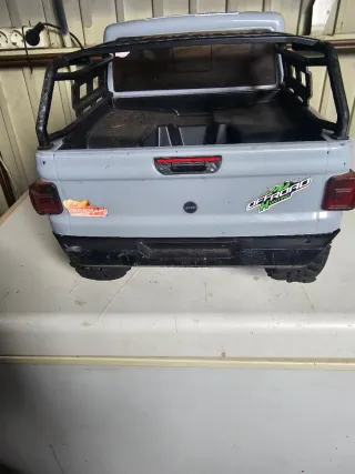 Crawler Axial Jeep Gladiator Rubicon