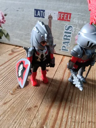 Figuras Playmobil Caballeros.