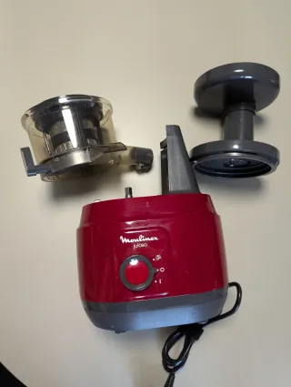 Licuadora Moulinex Juiceo Roja como nueva