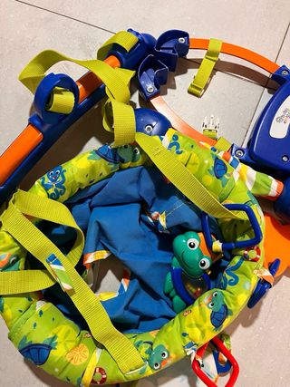 Bright Starts Saltador Puerta Columpio Interactivo