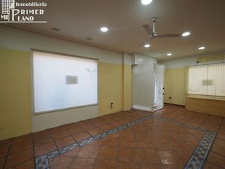 Local comercial en venta en Tomelloso