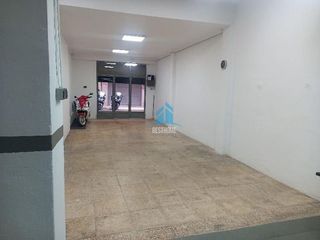 Local comercial en venta en Benetússer