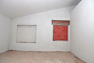 Local comercial en venta en Valdenoja - La Pereda en Santander
