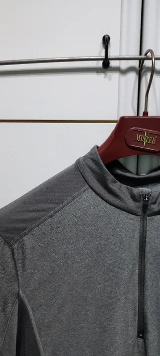 Maglia sportiva uomo taglia L grigia