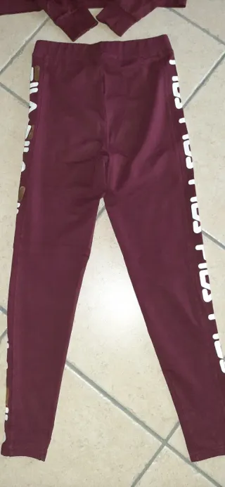 Completo Fila donna bordeaux e oro