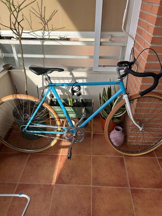 Bicicleta Vintage Azul Restaurada años 70