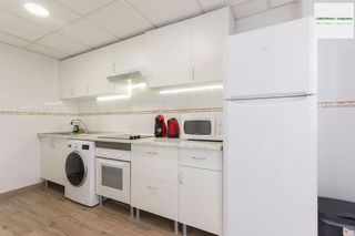 Piso en alquiler en Carolinas Altas en Alicante