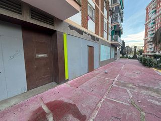 Local comercial en venta en Artigas - Llefià en Badalona