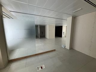 Local comercial en venta en Artigas - Llefià en Badalona