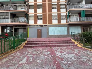 Local comercial en venta en Artigas - Llefià en Badalona