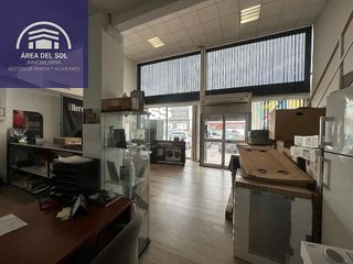 Local comercial en alquiler en Polígonos - Recinto Ferial Cortijo de Torres en Málaga