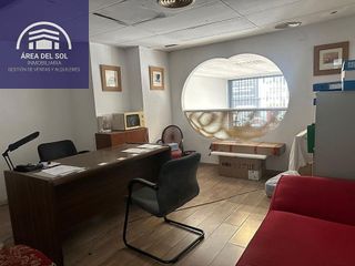 Local comercial en alquiler en Polígonos - Recinto Ferial Cortijo de Torres en Málaga