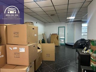 Local comercial en alquiler en Polígonos - Recinto Ferial Cortijo de Torres en Málaga