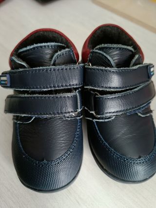 Zapato respetuoso niño talla 21