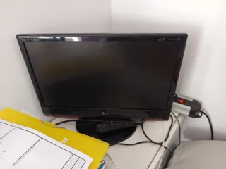 LG Flatron HD Monitor TV Con HDMI