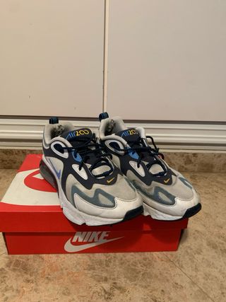 Nike Air Max 200 Azul y Blanco