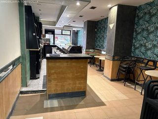 Local comercial en alquiler en Hospital en Valladolid