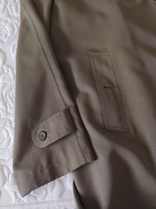 Gabardina Yves Saint Laurent Verde Oliva