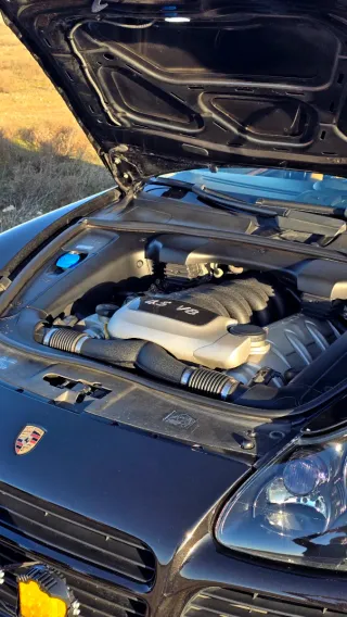 Porsche Cayenne 2005