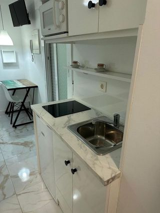 Estudio en alquiler en Centro - Sagrario en Granada